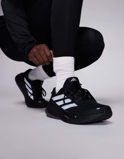 adidas – Running – Supernova Rise 2 – Svarta och vita träningsskor - view 1