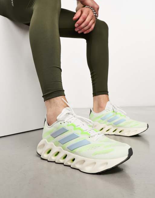 Adidas best sale performance running