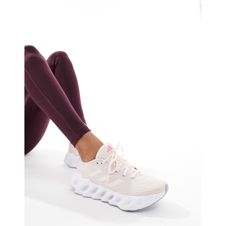 Adidas alphabounce bianche backpackable e rosa chiaro