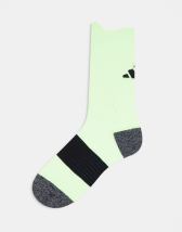 Quiksilver Tie Dye socks in white/beige Exclusive at ASOS