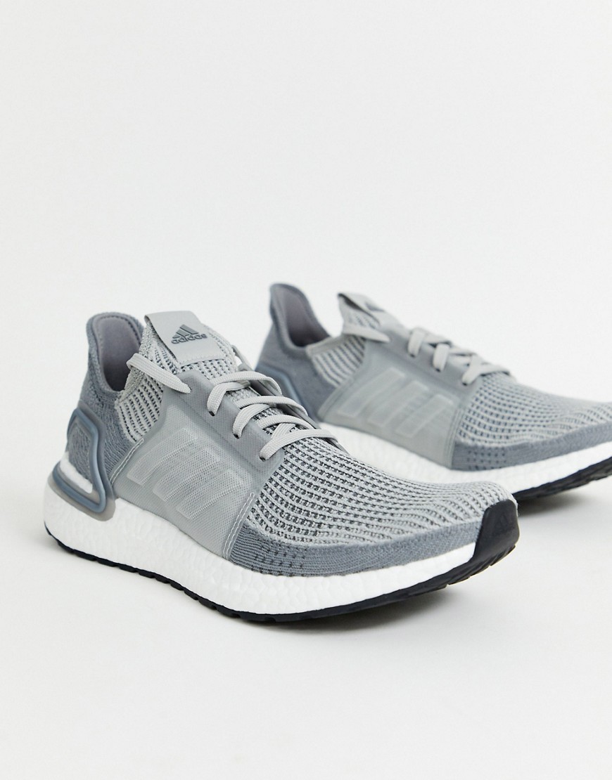 Adidas Running Ultraboost 19 in grey