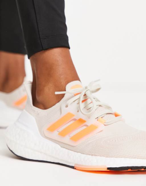 adidas Running Ultraboost 22 – Białe buty sportowe, 4 z 4