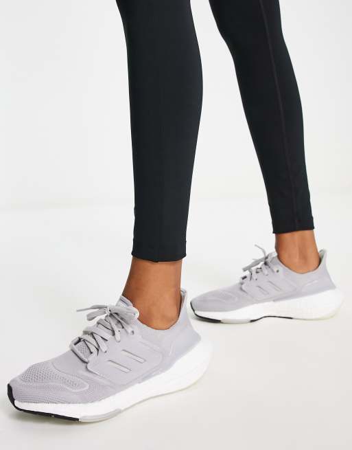 adidas Running - Ultraboost 22 - Sneakers grigie