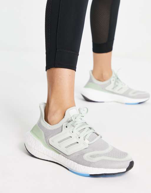 Adidas running outlet ultra boost women's