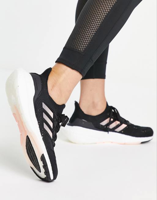 Adidas ultra boost store nere e rosa