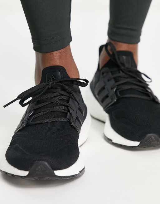 adidas Running Ultraboost 22 trainers in black and white