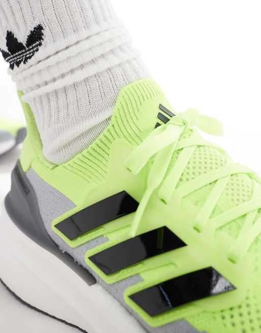 adidas Running – Ultraboost 5 – Gröna och vita löparskor, 3 av 5