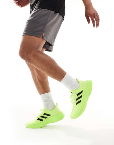 adidas Running – Ultraboost 5 – Sneaker in Neongelb - view 1