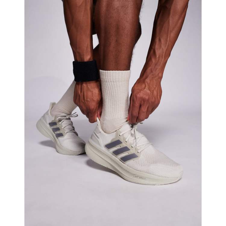 Ultraboost Sneakers Ultra Boost Adidas Bianche E Bordeaux Adidas