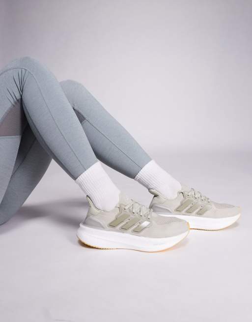 adidas Running Ultraboost Sneakers grigie e beige ASOS - Main Image