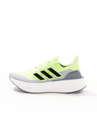 adidas Running Ultraboost Sneakers verdi e bianche ASOS