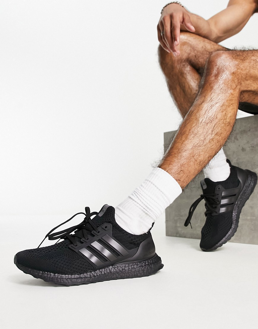 adidas Running Ultraboost 5.0 trainers in black