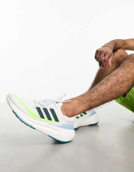 adidas Running - Ultraboost Light - Baskets - Blanc et vert