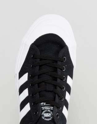 adidas skateboarding matchcourt black