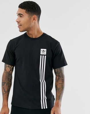Adidas Skateboarding – Svart t-shirt med 3 ränder