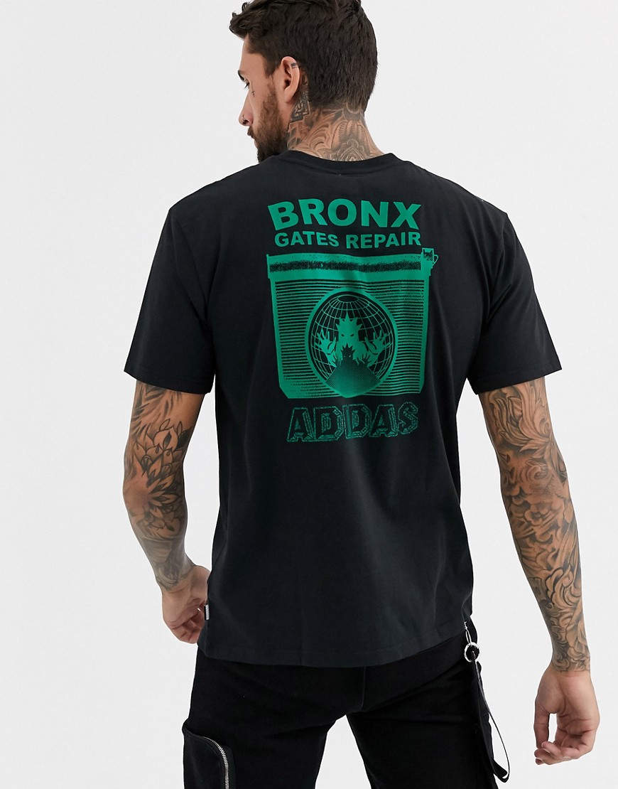 Adidas Skateboarding - T-shirt met wereldprint in zwart
