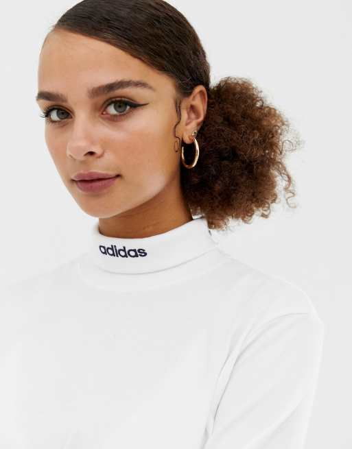 adidas Skateboarding Top met vol en logo in wit ASOS