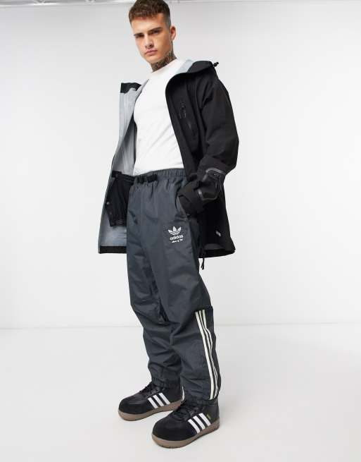 overschot pedaal Relatie Adidas Snowboarding - Comp - Broek in zwart | ASOS