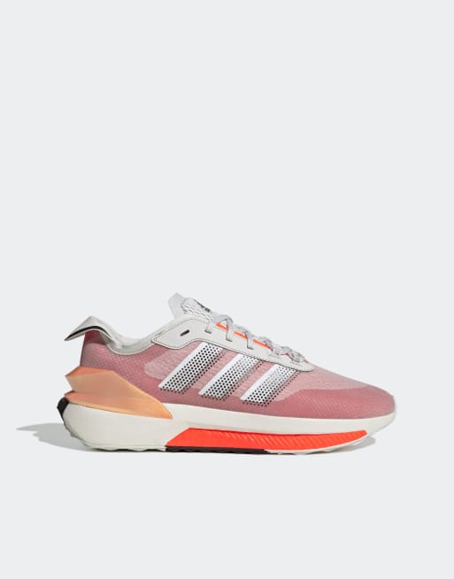 adidas - Sportkleding - Avryn - Sneakers in grijs
