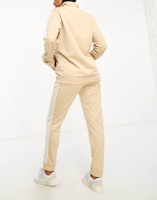 Beige adidas cheap trainingspak