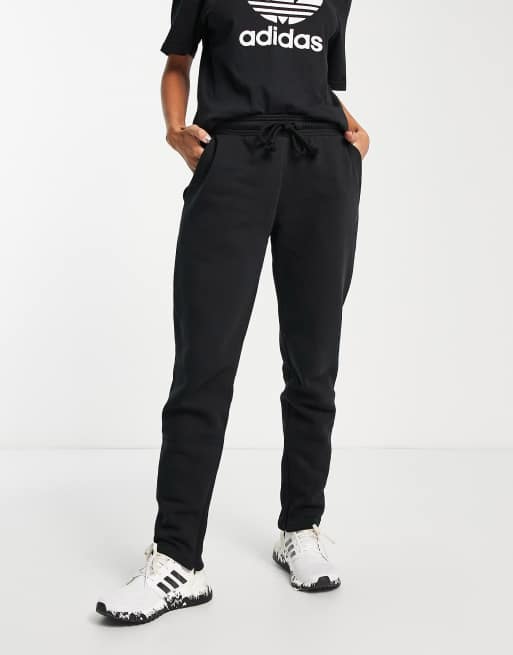 adidas Sportswear – All Season – Jogginghose in Schwarz
