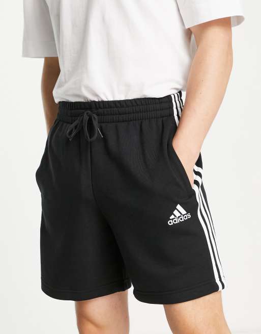 adidas - Sportswear Essential - Short met 3-Stripes in zwart