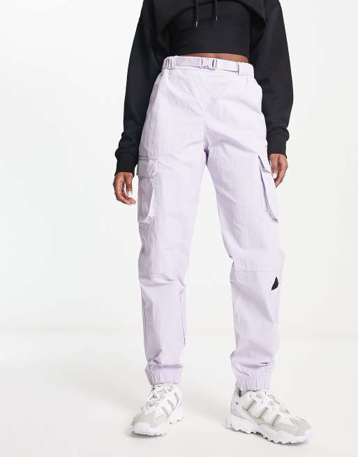 adidas Sportswear - Future Lounge - Pantaloni cargo grigi con logo gommato, 4 di 4
