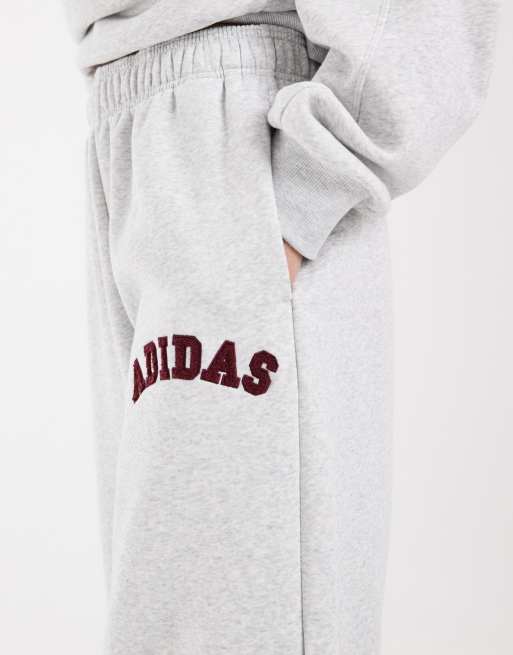 adidas Sportswear Jogger mit weitem Bein in Grau und Burgunderrot, 5 von 5