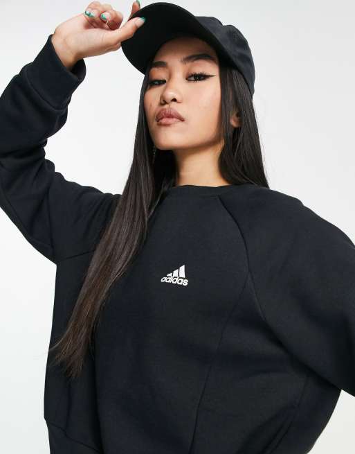 adidas - Sportswear - Lounge - Essential Studio - Sweater in zwart