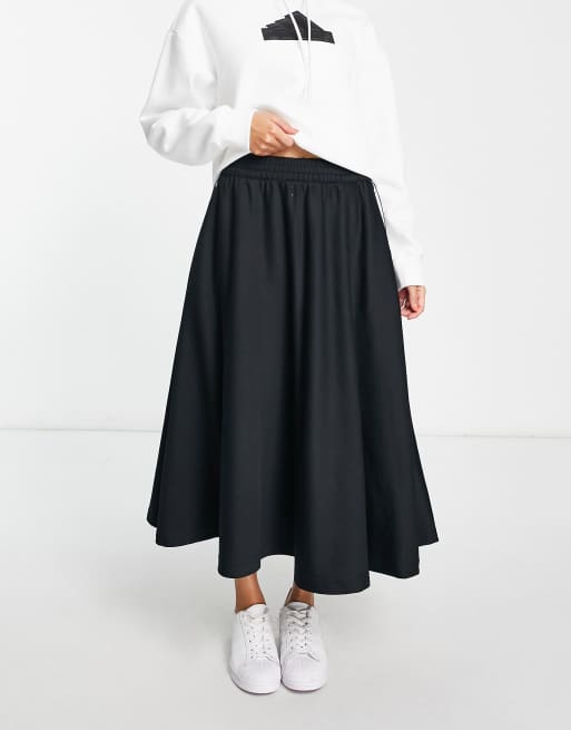 adidas Sportswear – Midirock in Schwarz und Weiß