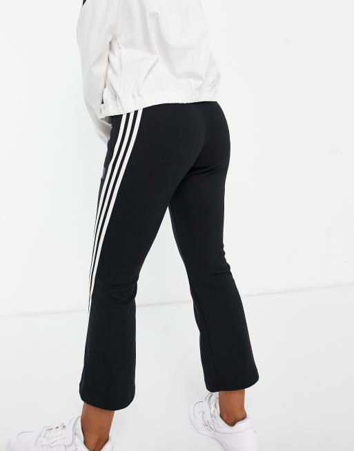 Adidas pantaloni outlet zampa