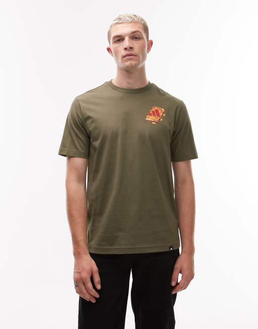 adidas - Sportswear - T-shirt met grafische print van boterham met pindakaas en jam in wit