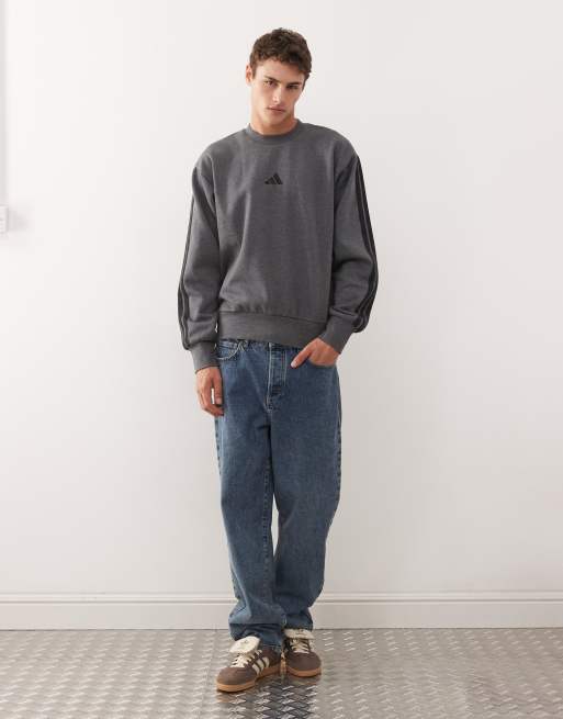 adidas - Sportswear - Three Stripe - Grå sweatshirt i fleece, 2 af 5