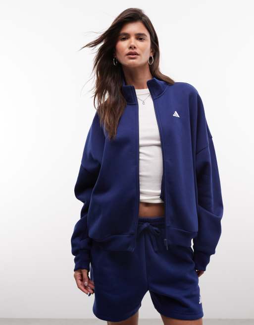 adidas Sportswear – Three Stripes Studio – Langes Trainingsoberteil in Marineblau, 4 von 4