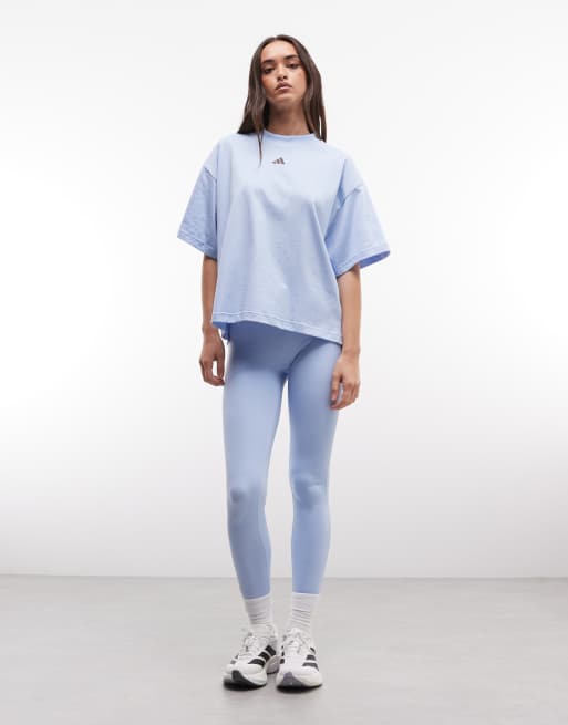 adidas - Sportswear - Three Stripes Studios - T-shirt in lichtblauw, 3 van 4