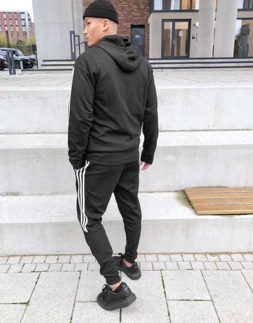 adidas Sportswear – Tiro – Czarny dres z 3 paskami, 2 z 4