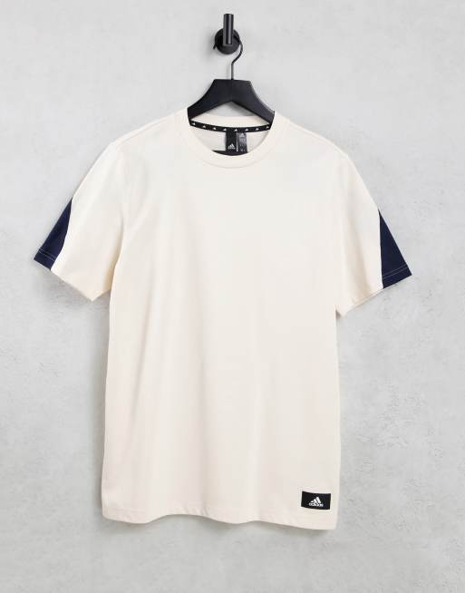 adidas - Sportswear Well Being - T-shirt color crema, 1 di 4