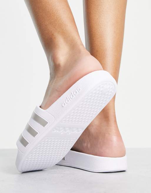 Adidas adilette aqua on sale white