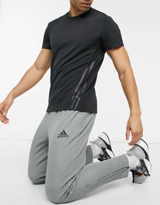 gray tapered sweatpants