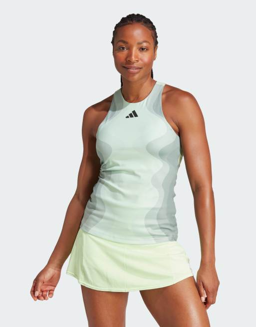 adidas – Tennis Heat.rdy Pro – Y-Tanktop in Grün