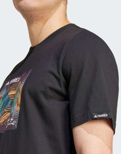 adidas – Terrex – Czarny T-shirt z graficznym nadrukiem, 3 z 4