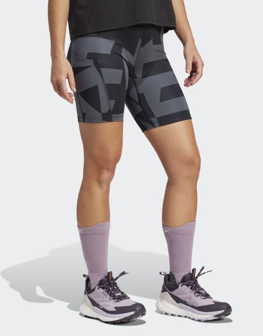 adidas - Terrex - Leggings corti stampati multicolore carbonio/neri da 8“