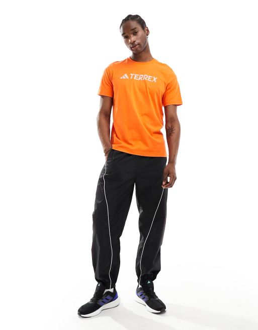 Under Armour Elevated Core washed t-shirt in black