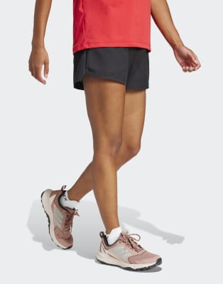 adidas - Terrex Multi - Leichte Shorts in Schwarz