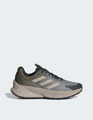 Bildrutor 1 av 4