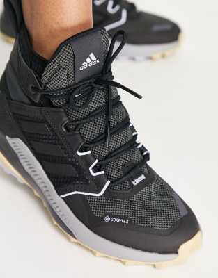 trailmaker goretex
