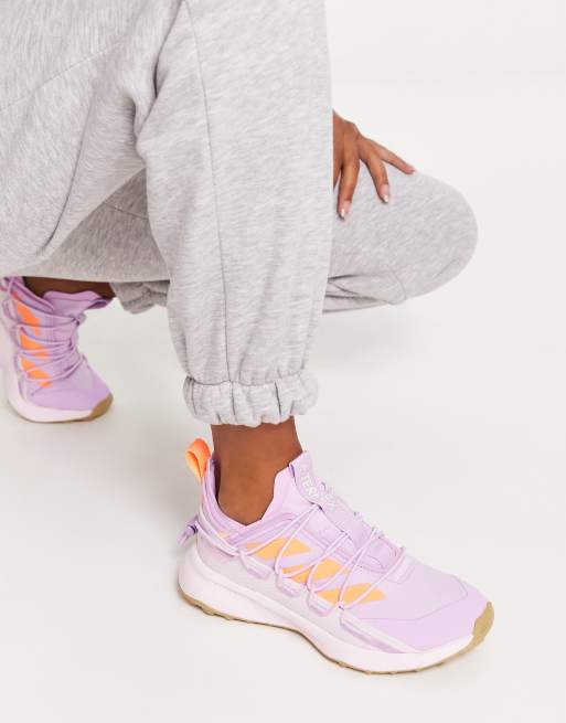 adidas - Terrex Voyager 21 - Lærredssneakers i lyserød