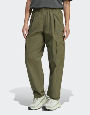 adidas - Terrex Xploric - Cargohose in olivgrüne Schichten