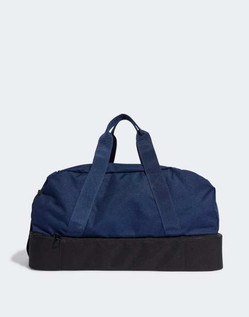 Tiro cheap duffel small