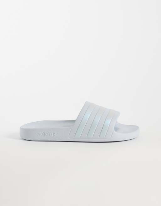 adidas Training – Adilette Aqua – Slider in Blau und Metallic, 3 von 4